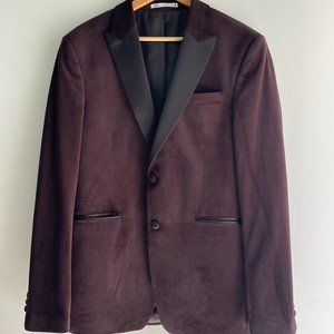 Zara Men’s Velvet Blazer